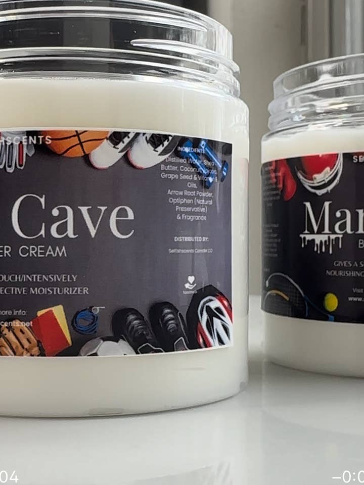 Crème au beurre en bois de teck et acajou | Man Cave Restock 3/20/24 pour la vente par Selfishscents Candle Co.