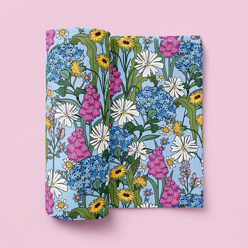 Oh So Daisy – wholesale Throw blanket – COTTAGE GARDEN FLEECE BLANKET1