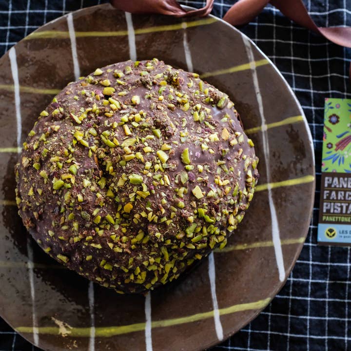 Les Deux Siciles - Vente Gâteau - Panettone fourré à la Pistache recouvert de chocolat noir