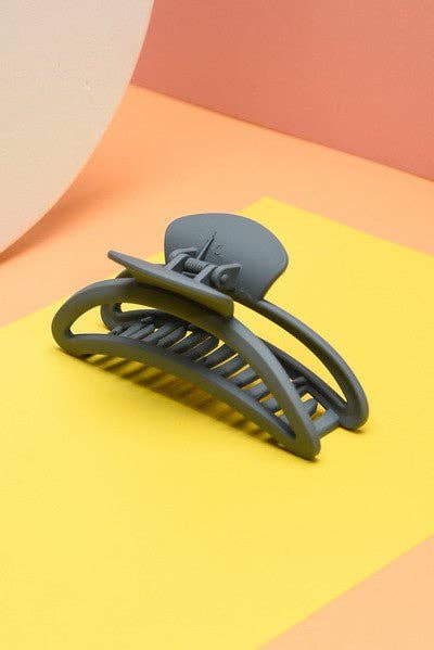 JOSSLYN by wall to wall - Wholesale Hair Clip - Women's - EXTRA LARGE MATTE LUXE  HAIR CLAW CLIPS | 40H4426