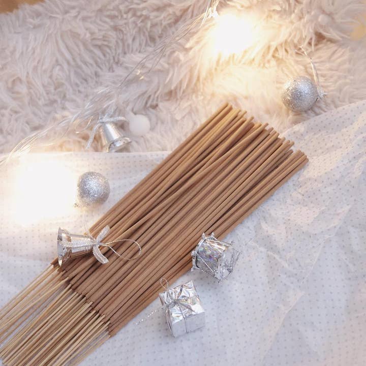 La Belle France - Wholesale Incense - Natural French Incense Sticks - Box of 30
