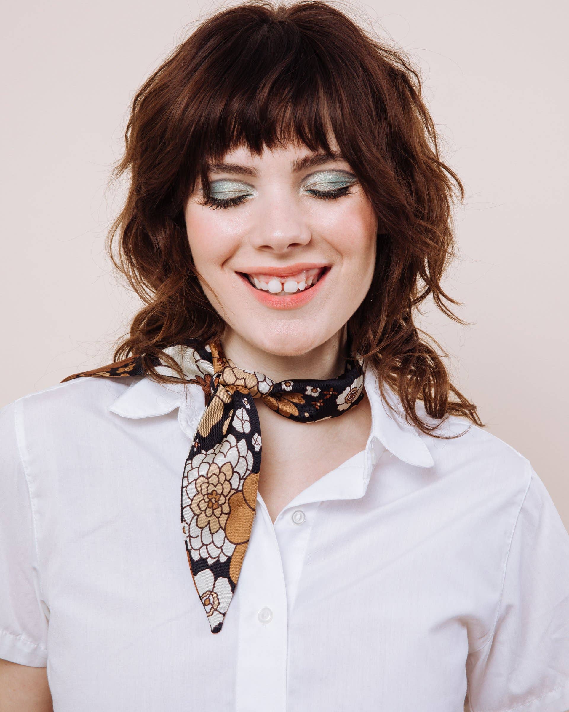 I'm With The Band - Wholesale Scarf - Women's - California Dreamin' Scarf Tie5