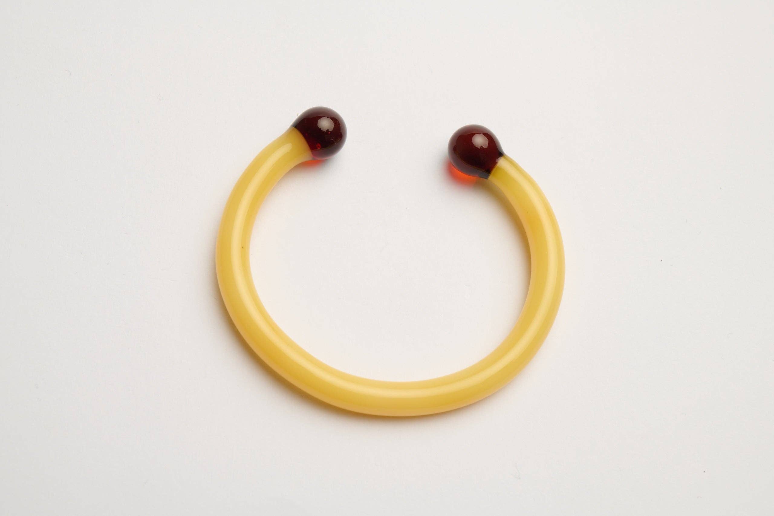 Levens Jewels - Wholesale Beaded Bracelet - Pulsera magnética5