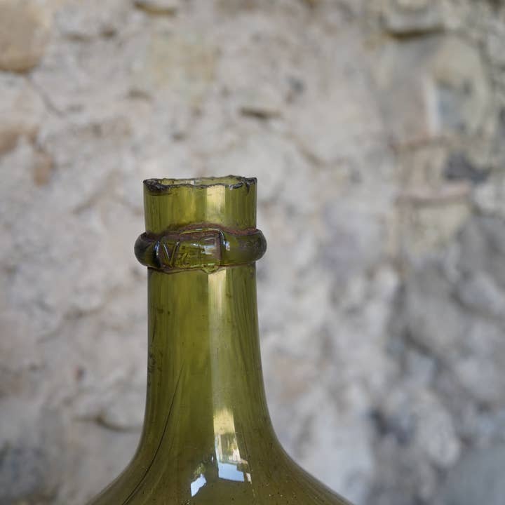 Petit truc - Wholesale Decorative jar - OLIVE GREEN BROKEN-NECK DEMIJOHN3