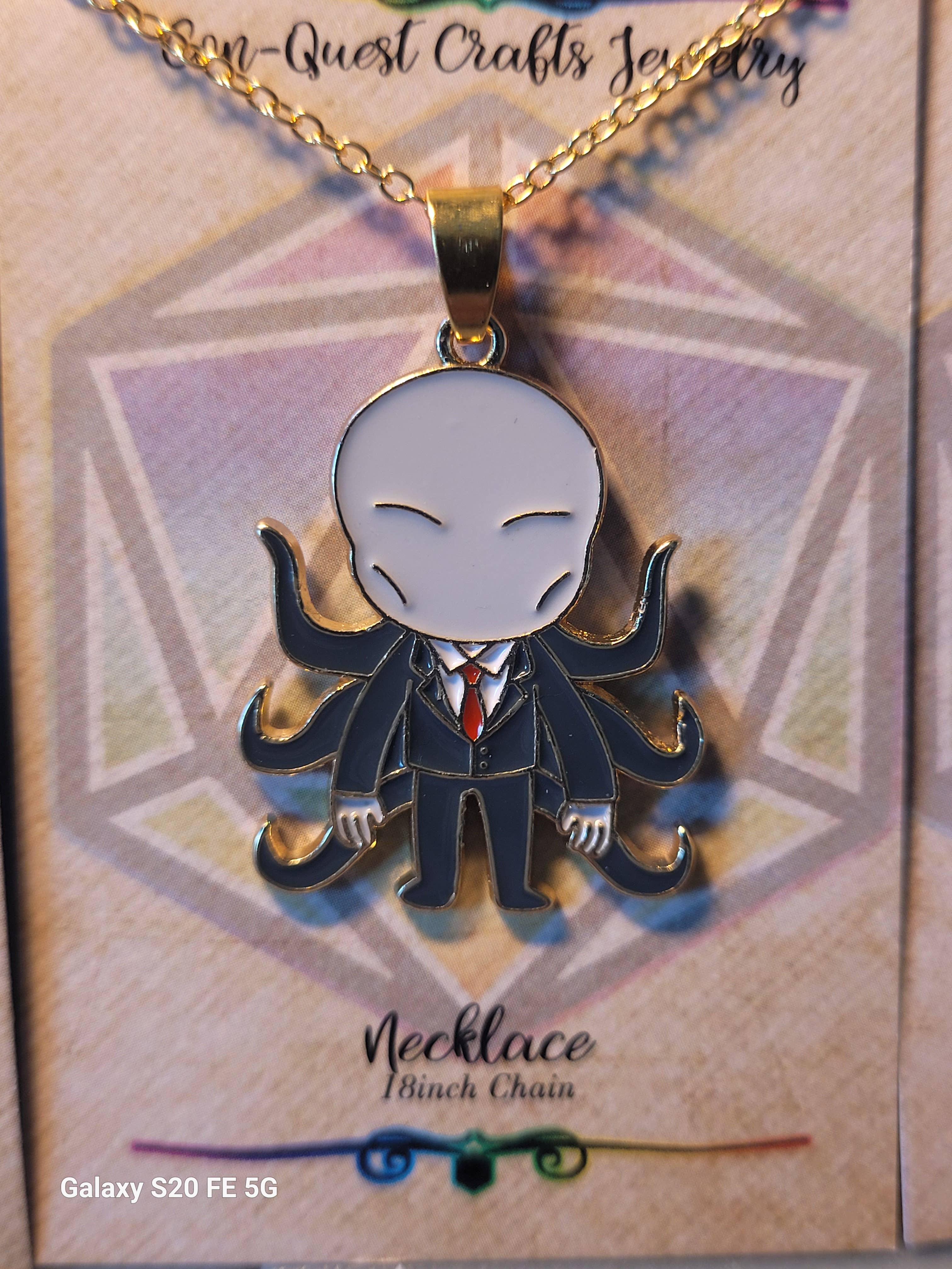 Con-Quest Crafts – wholesale Smycken – Smycken med skräckfilmskaraktärer: örhängen, halsband och dragkedjehängare14