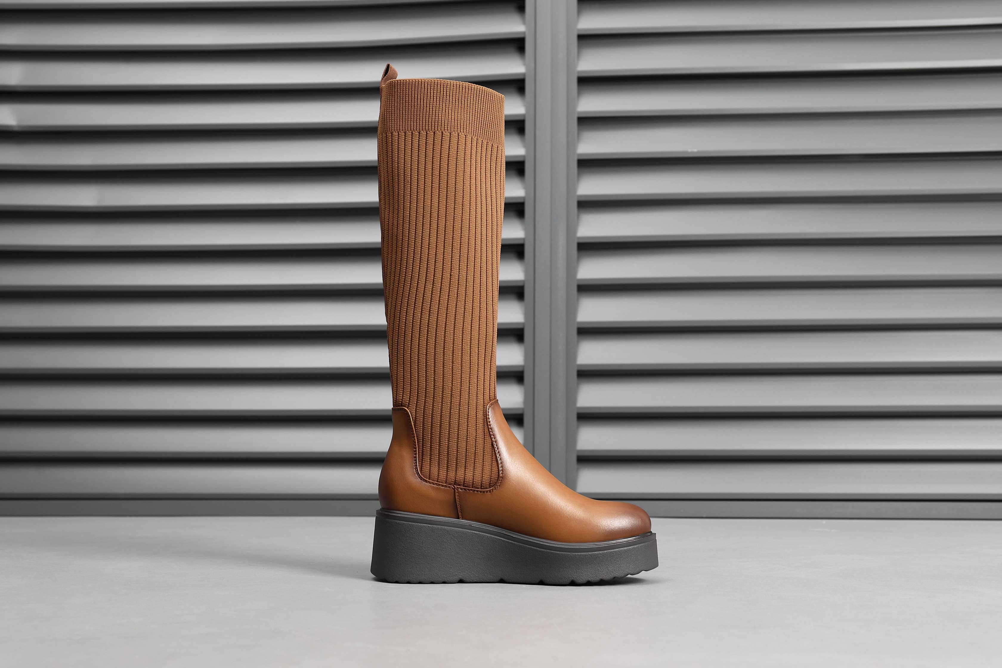 Top Staka – wholesale Boots – Women’s – A2375 Women high knee knitted boots16