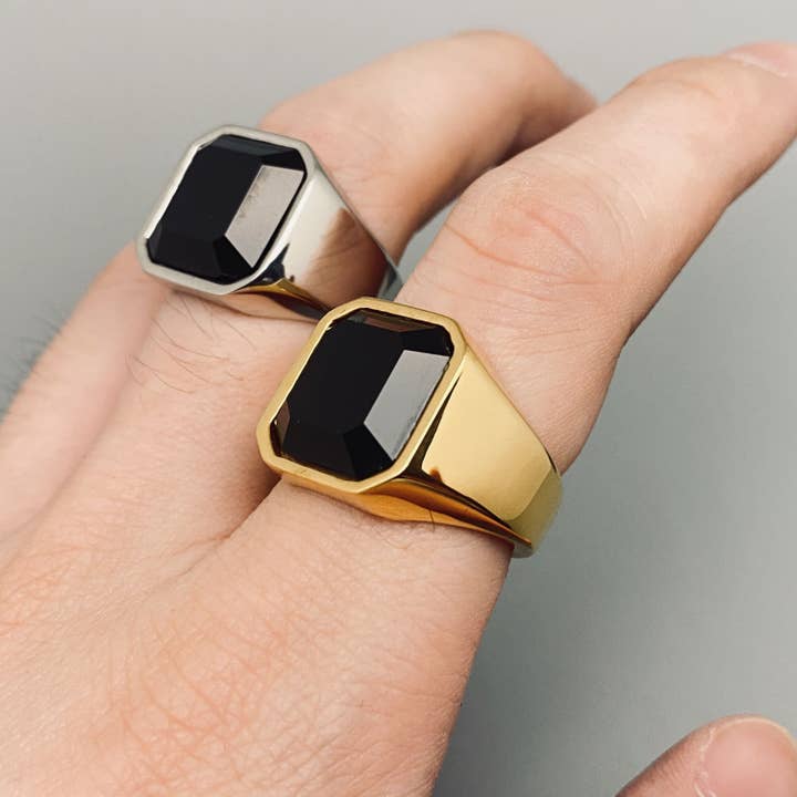 Mio Queena - Wholesale Signet Ring - Black Agate Stone Men's Titanium Steel Ring - MJ/MR