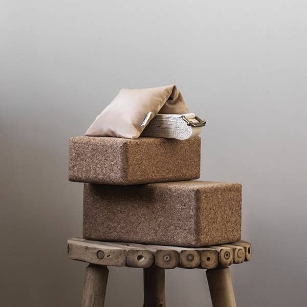 Yogiraj - Wholesale Yoga Block/Bolster - Yoga block cork, large - YOGIRAJ2