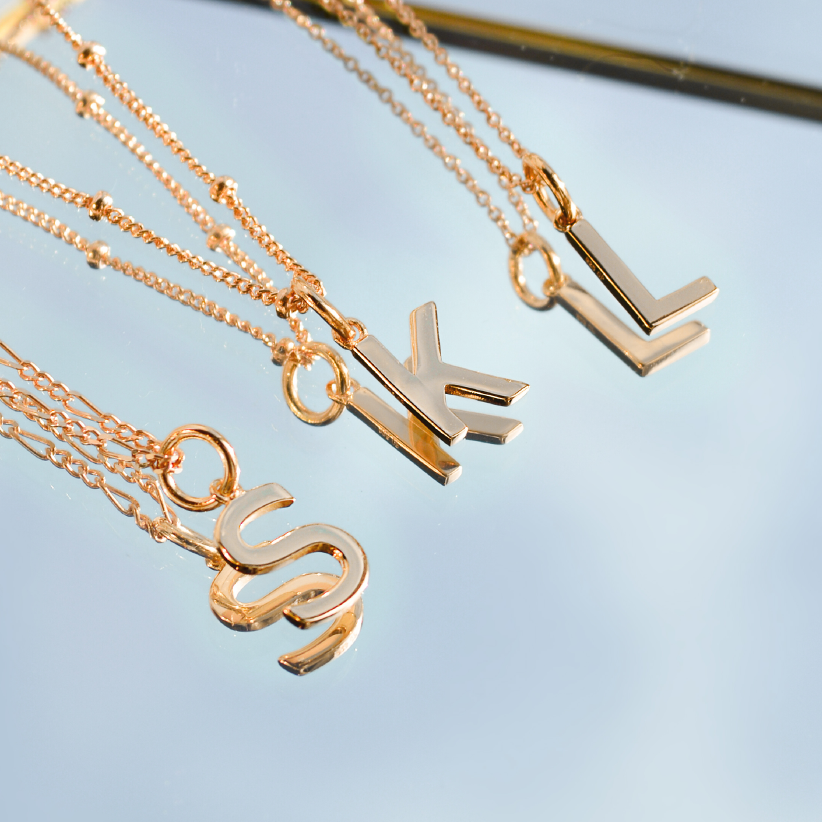 The Little Keepsake Company – wholesale Individuell berlock/hänge – Alfabetet 'Z' Berlock I Roséguld2