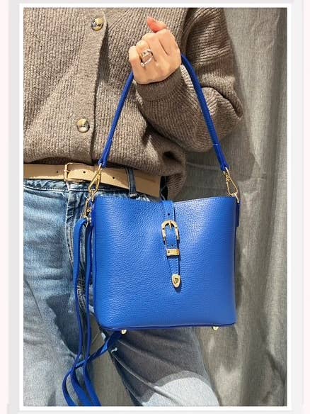 Middellange schoudertas van gegrifeld leer voor wholesale door Z et Z