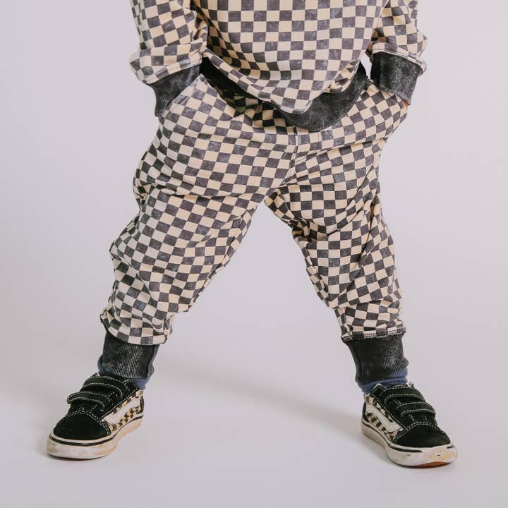 RAGS - Wholesale Lounge Sweatpants/Joggers - Kids - Relaxed Joggers - Washed B&W Check
