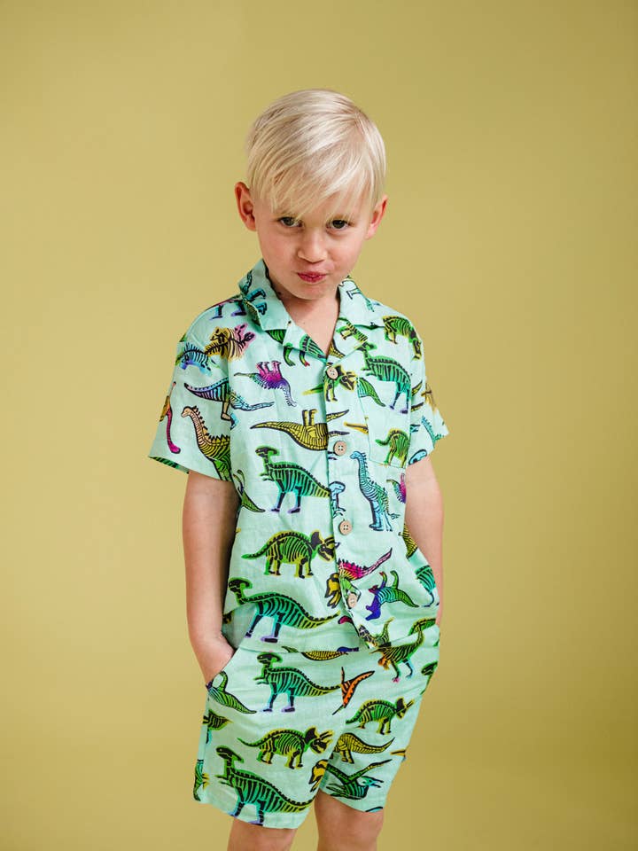 DINO POP EVERYDAY SHORTS IN AQUA voor wholesale door Rock Your Baby