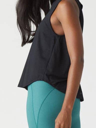 Rosa Clothing - Wholesale Tank Top - Women's - athletic workout tee Sports top Split Back Muscle Tank9