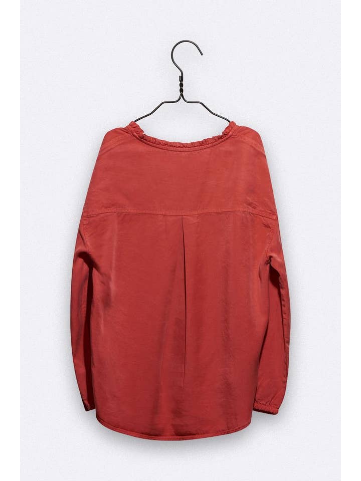LOVE kidswear – wholesale T-shirt - Barn – Ella blus i rostig röd tencel för barn
