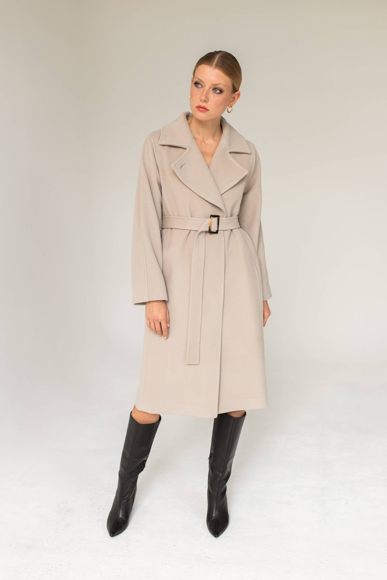 Entelier - Wholesale Coat - Women's - Classic Beige Cashmere Coat0