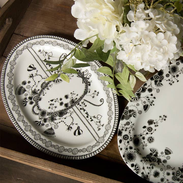 Heritage Lace - Wholesale Platter - Porcelain Oval Platter - 9 in X 12 in Black White Set of 4
