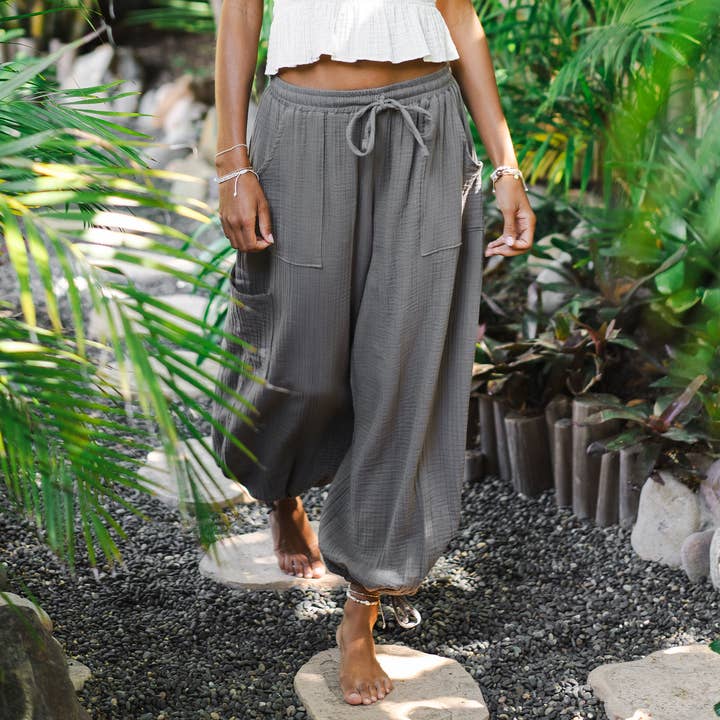 Lotus and Luna – Großhandel Hose – Damen – Granite Adventure Cargo-Hosen7