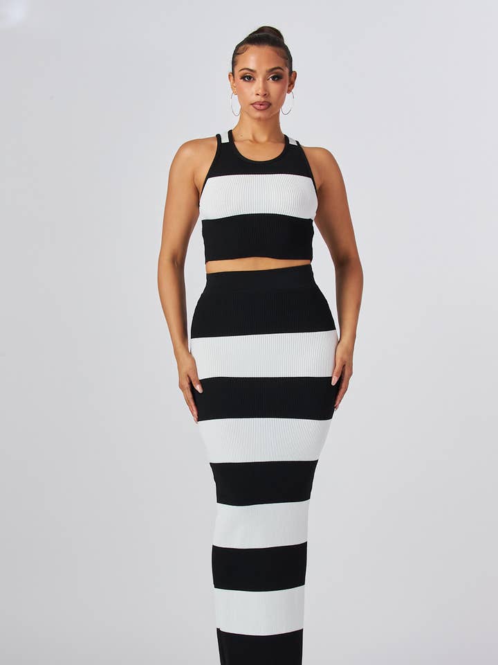 KLEURBLOK BREI CROP TOP EN MAXIROK SET voor wholesale door 5besties inc