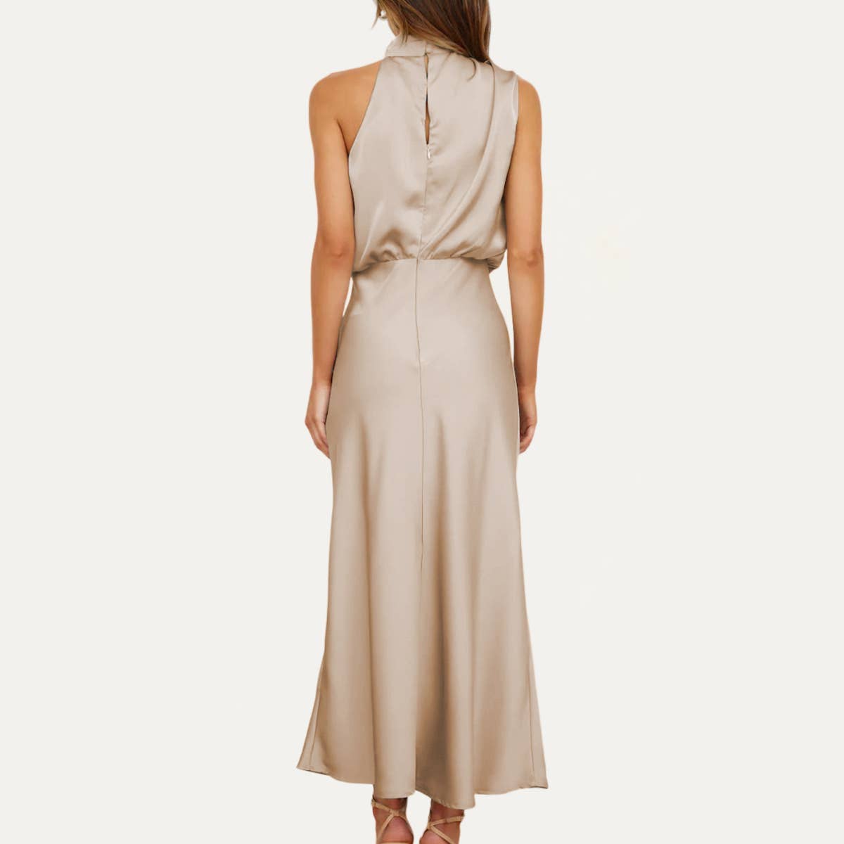 The Moment Collection – wholesale Klänning - Dam – Helt fantastisk One-Shoulder Halter Formell Midi Klänning24