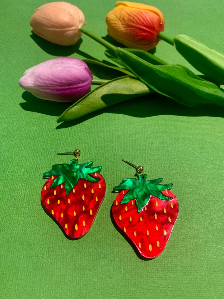 Strawberries for wholesale by Not Picasso