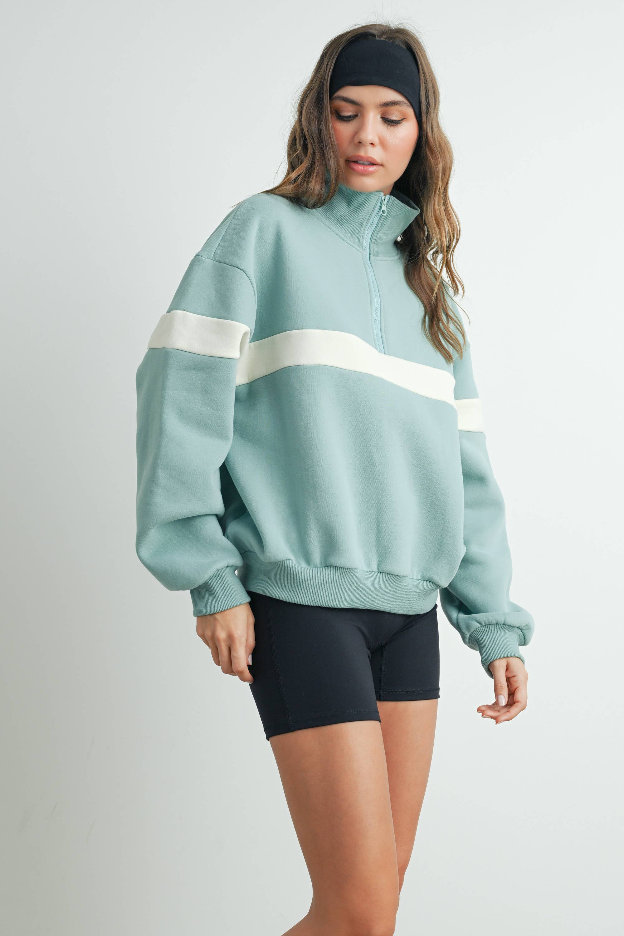 BUTTERMELON - Wholesale Sweatshirt - Women's - Two-Toned Half Zip Collar Sweatshirt - BMT753563