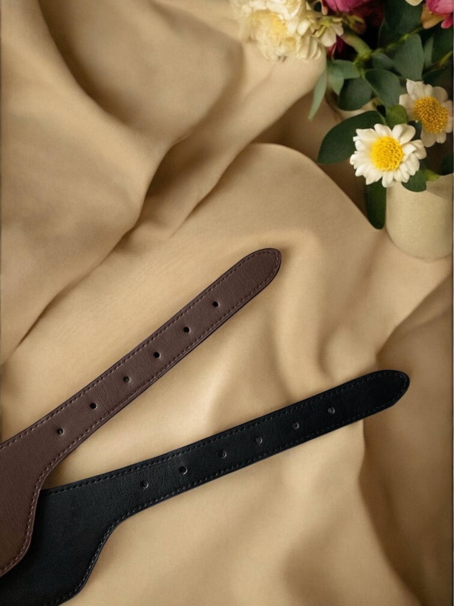 BYREN | ÉLINE L'ATELIER - Wholesale Belt - Women's - Wide faux leather belt CT093