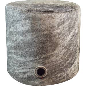 Pouf Cylindrique Peau De Vache pour la vente par L'Atelier Des Tanneries
