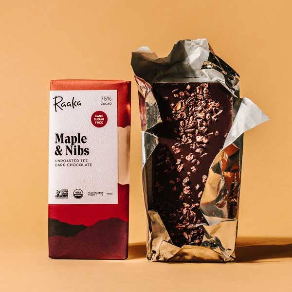 Raaka Chocolate - Wholesale Chocolate Bar - 75% Maple & Nibs Chocolate Bar