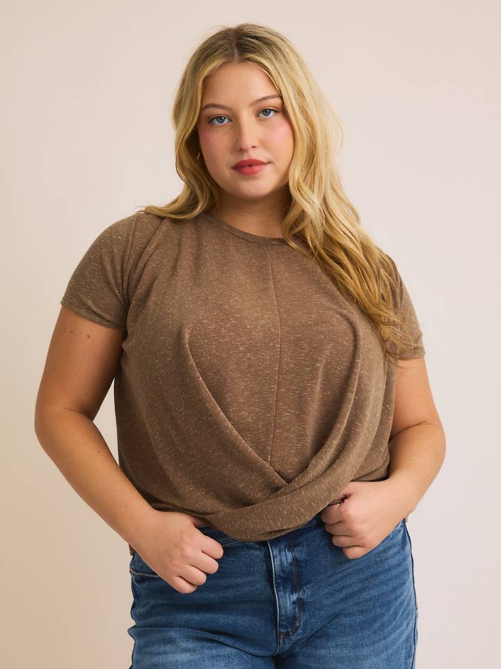 GILLI - Wholesale Shirt - Women's - **PLUS** ROUND NECK FRONT TWIST SHORT SLEEVE TOP