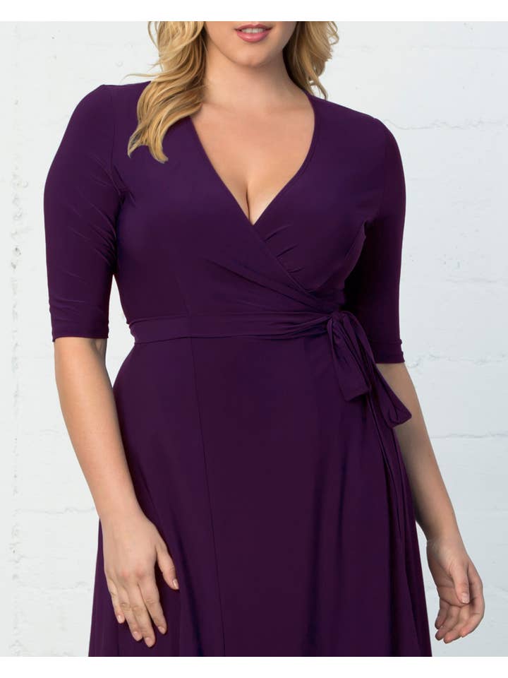 Kiyonna - Vendita all'ingrosso Vestito - Donna - Abito avvolgente Essential - Plus Size