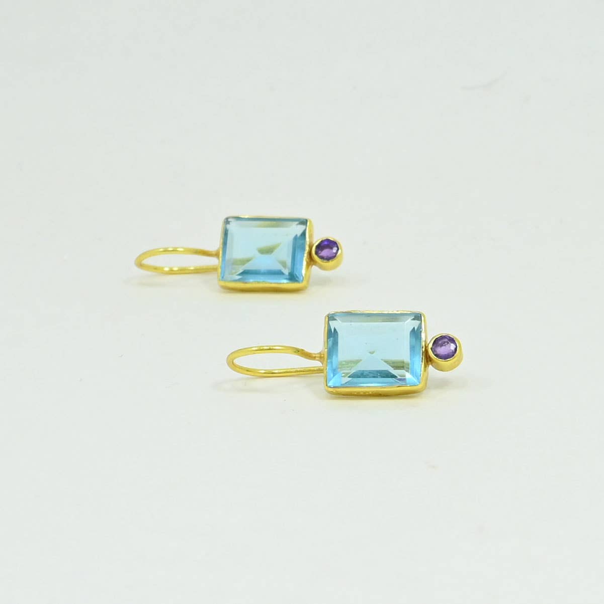 Schmuckoo Berlin - Wholesale Dangle Earrings - Inesa Earring Gold Silver 925 - Blue Topaz & Purple Amethyst