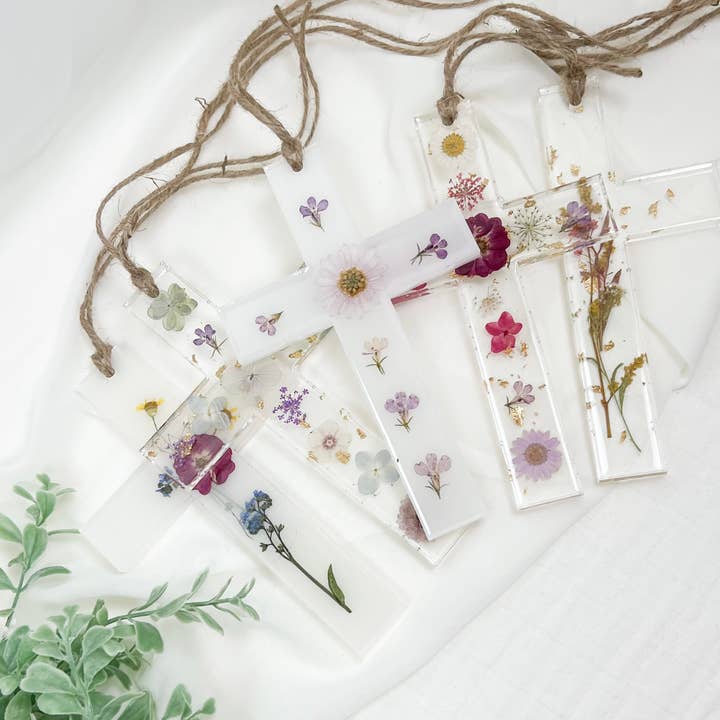 Pressad blomma Cross för wholesale av Rooted