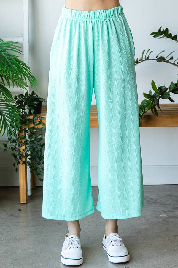 7th Ray - Wholesale Loungeset - Dames - Stevige Getextureerde Korte Mouw Wijde Pijpen Broek Lounge Set TP55043