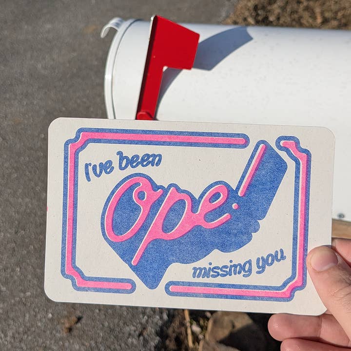 Risograph-ansichtkaart voor wholesale door The Mook Press