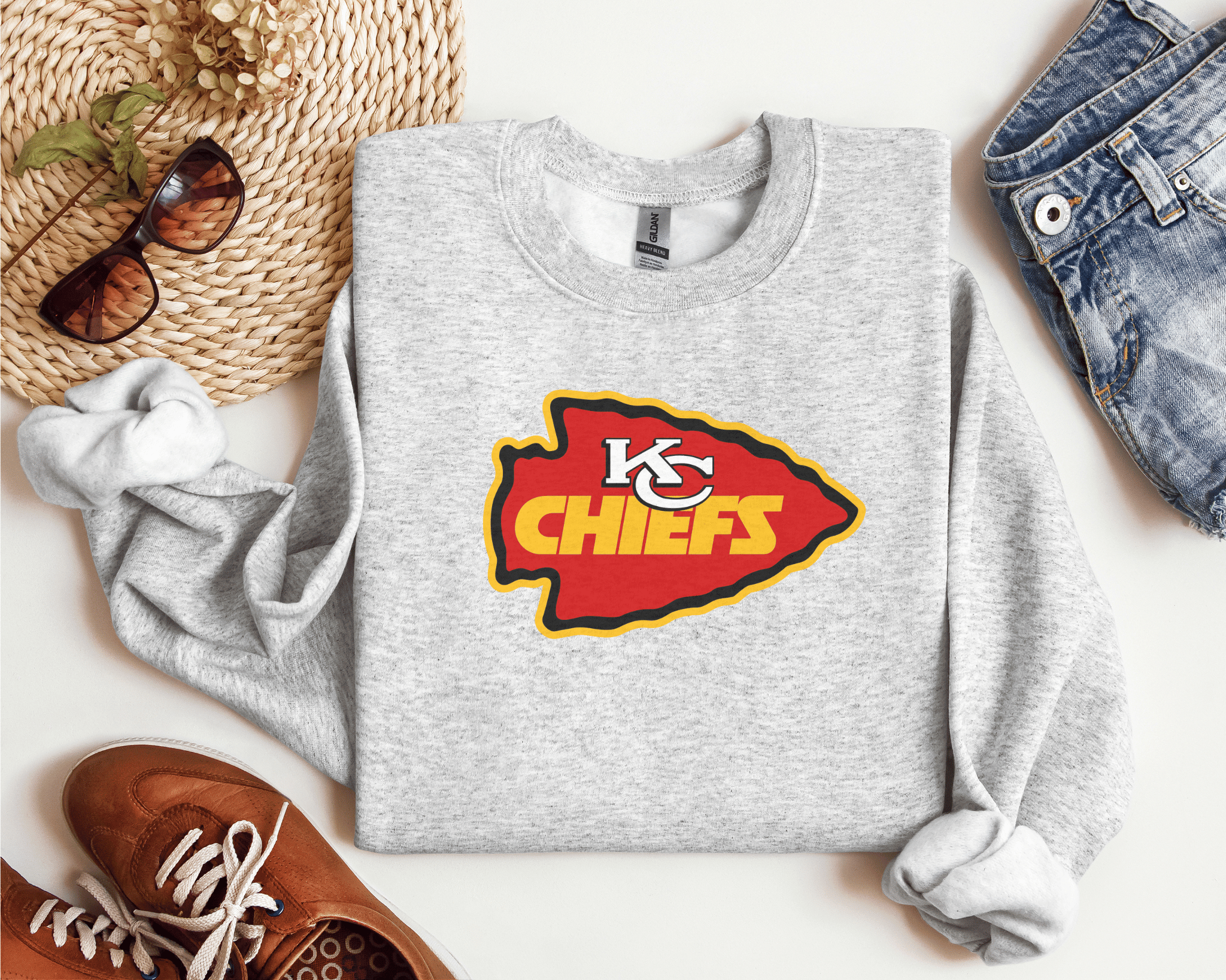 H+P Wholesale - Wholesale Graphic Sweatshirt - Women's - KC Chiefs Ash Graphic Crew0