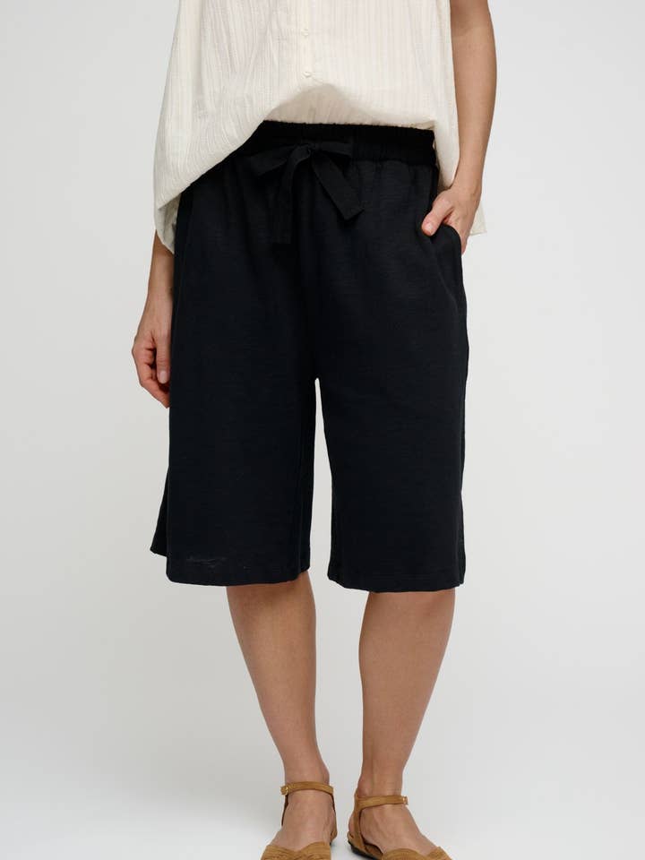 air sweatshorts for wholesale by moshi moshi mind