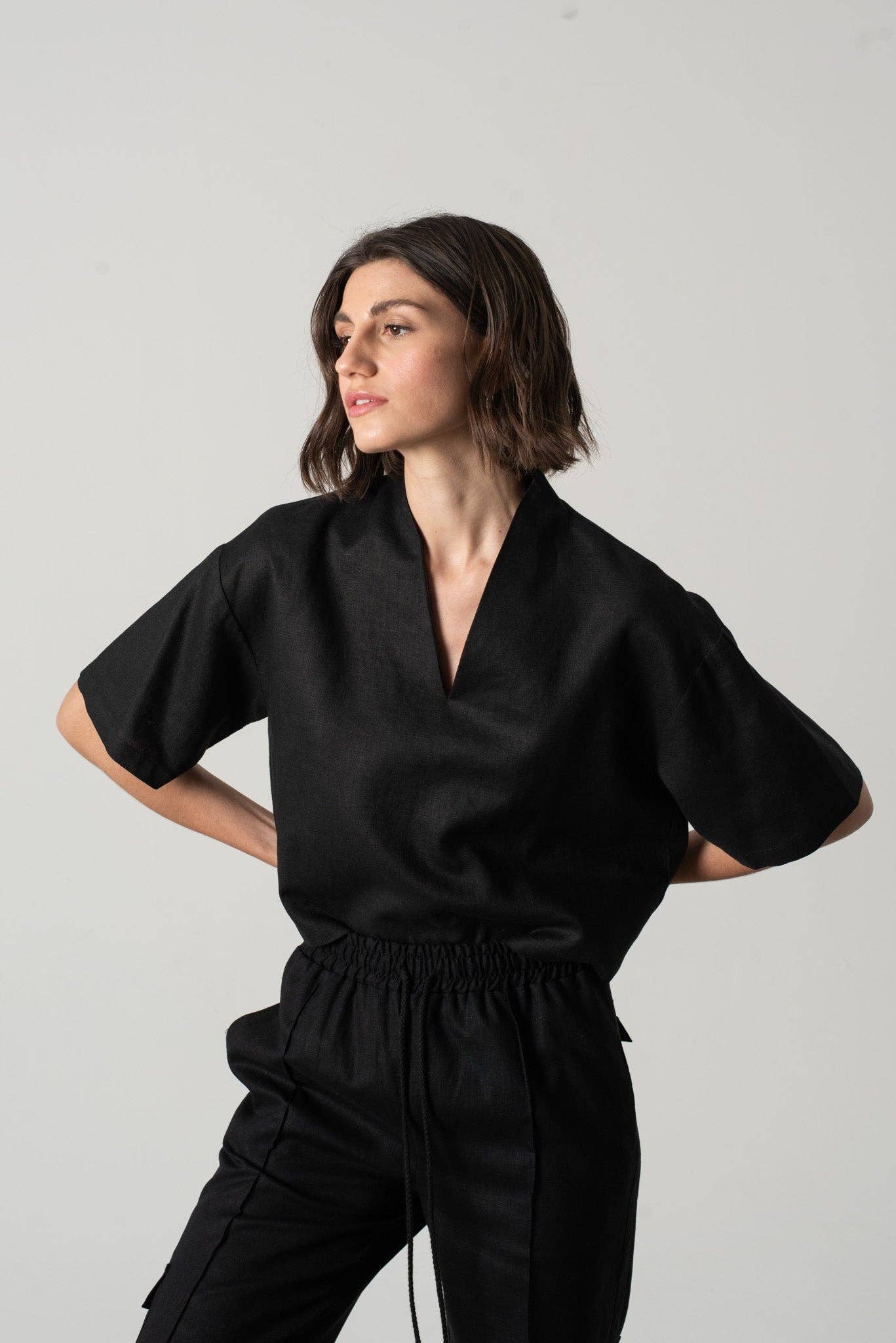 LUXMII - Wholesale Blouse – Women’s - Emil Top Black3