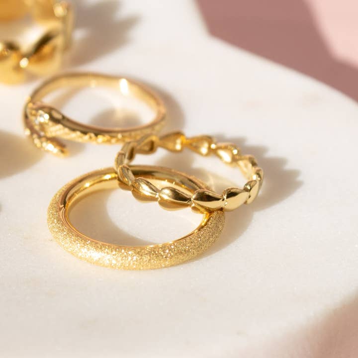 CARIS Jewelry - Wholesale Band/Stacked Ring - Slim Hearts Ring3