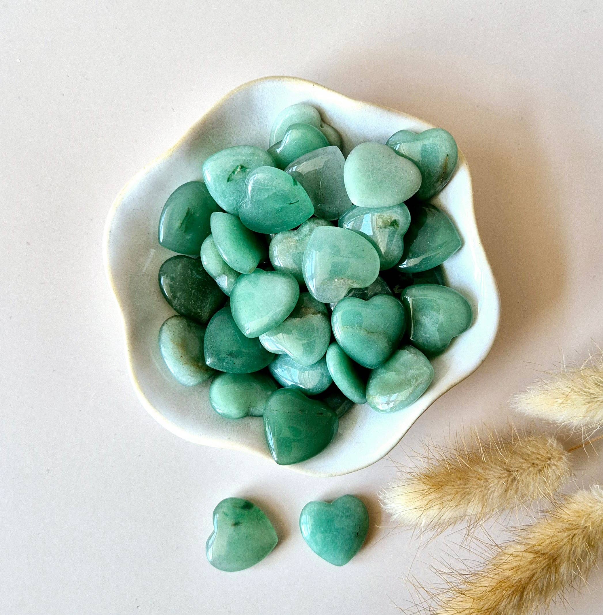 Moonlight Gemstones - Wholesale Spiritual Stone/Crystal - Mini Heart - Green Aventurine pocketstone worry stone0
