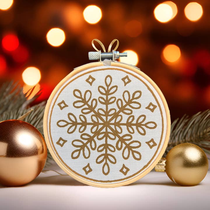 YING Modern Batik - Wholesale DIY craft kit - Mini Batik Christmas Kit1