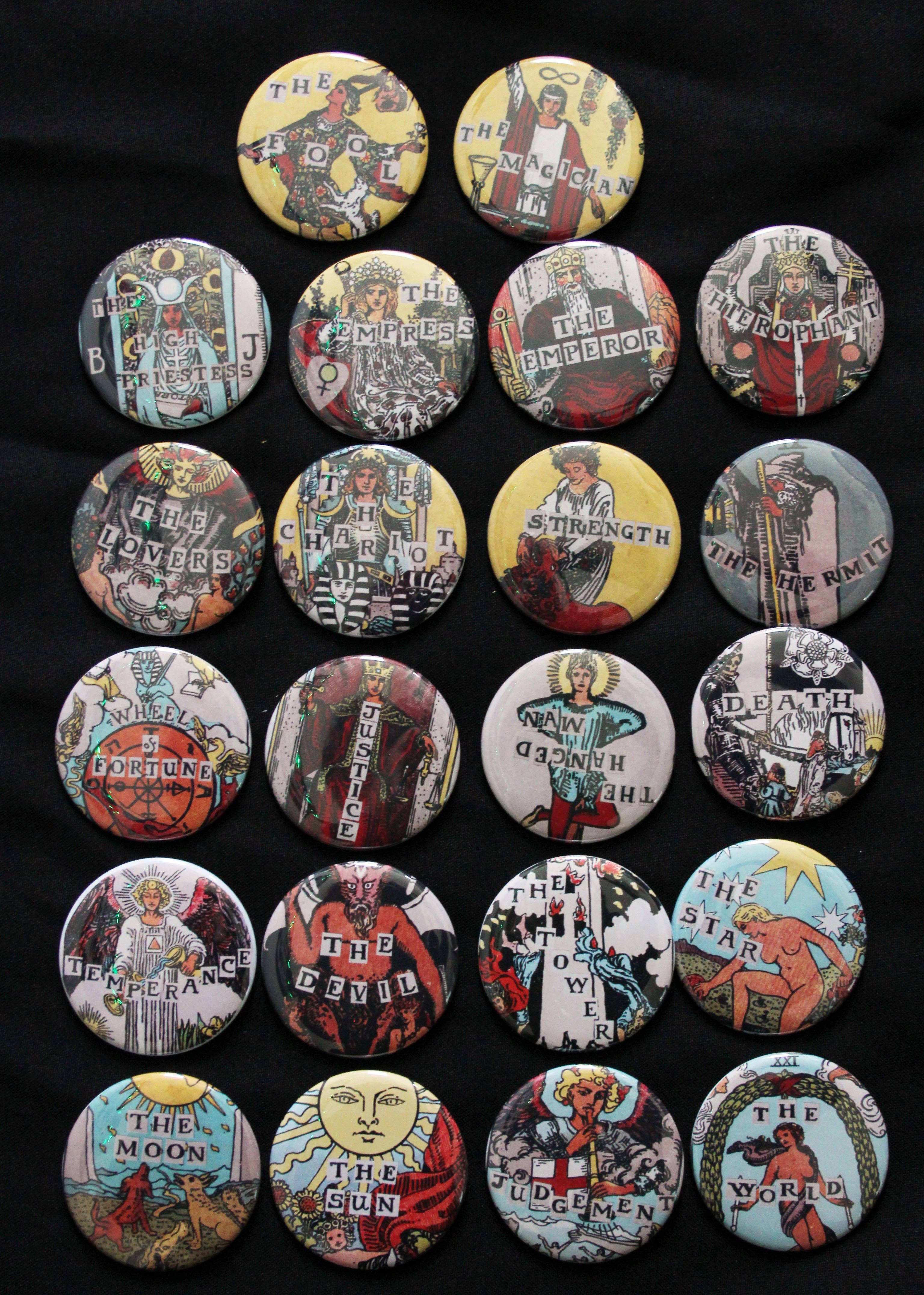 Midge Blitz – wholesale Compact mirror – Collage Tarot Pocket Mirror1