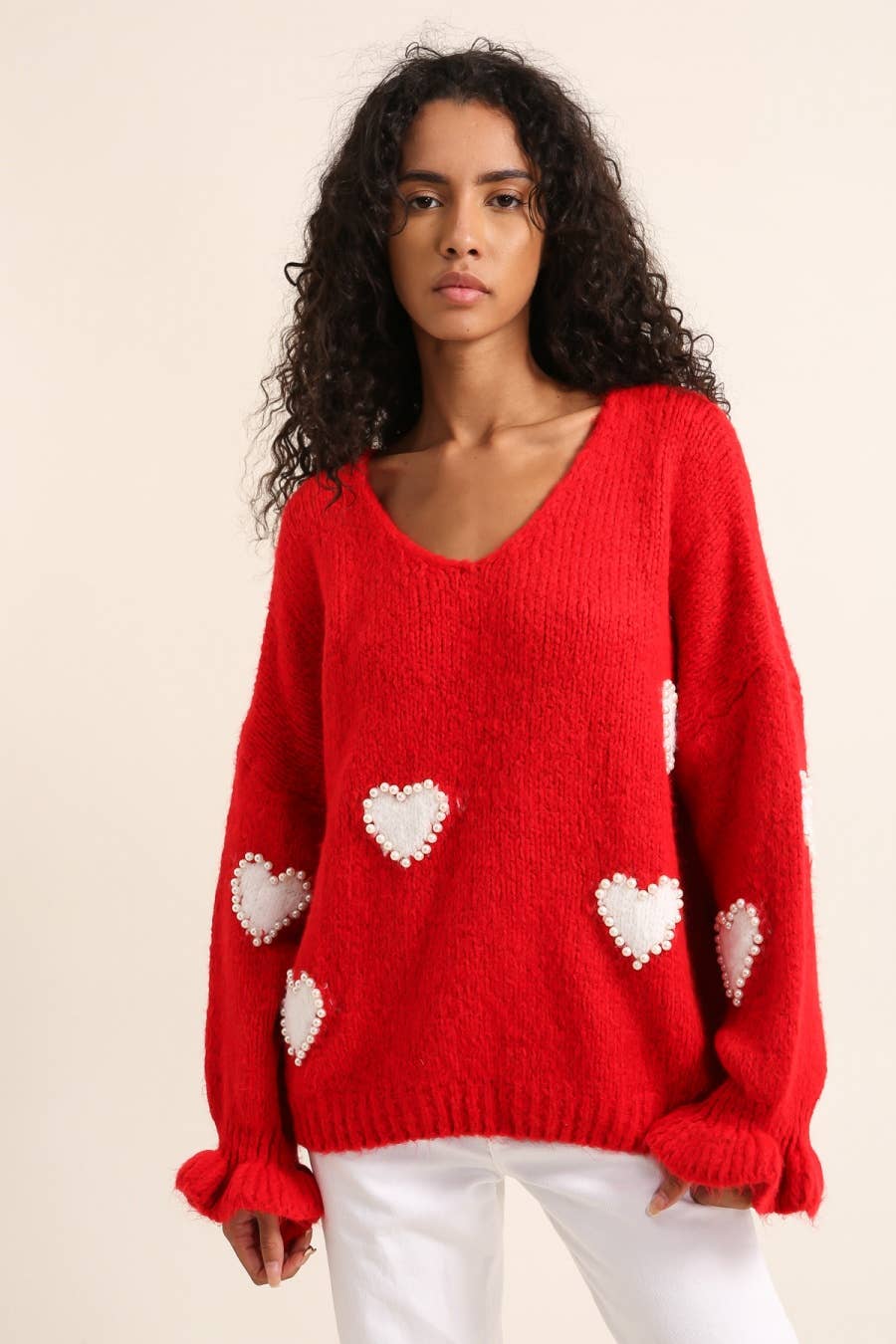 LÉA & LUC – wholesale Pullovertröja - Dam – Tröja med hjärtmönster och pärlor, V-ringad, dam36