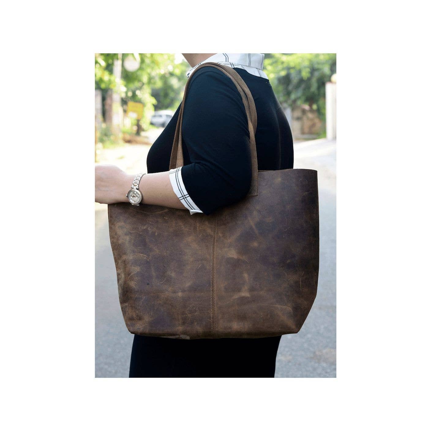 MLC - Wholesale Tote bag – Women's - Customized Work Companion: Brown Leather Tote Bag0