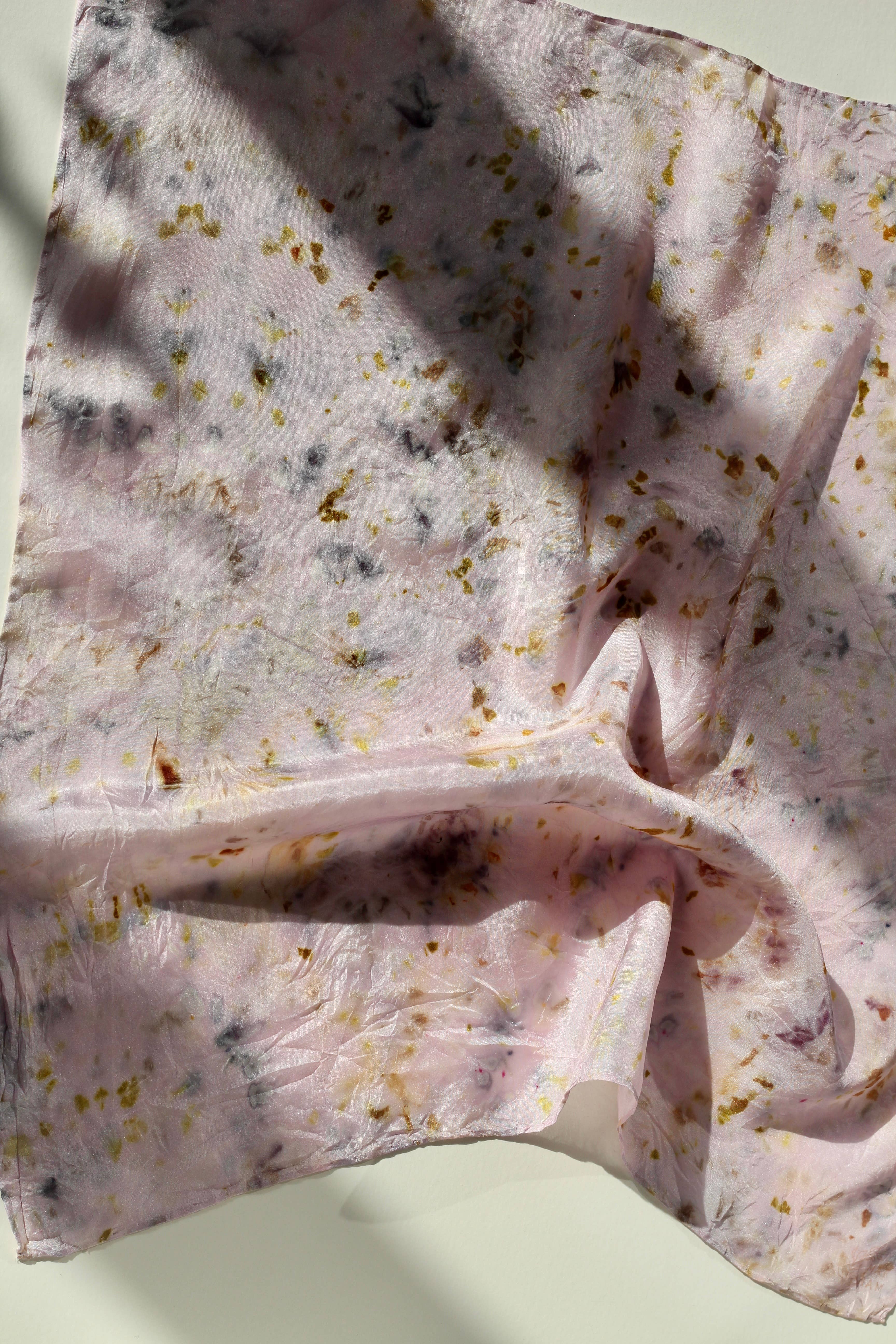 Marram – Cachecol - Mulher por atacado – Lenço de Seda Tingido com Plantas - Lavanda3