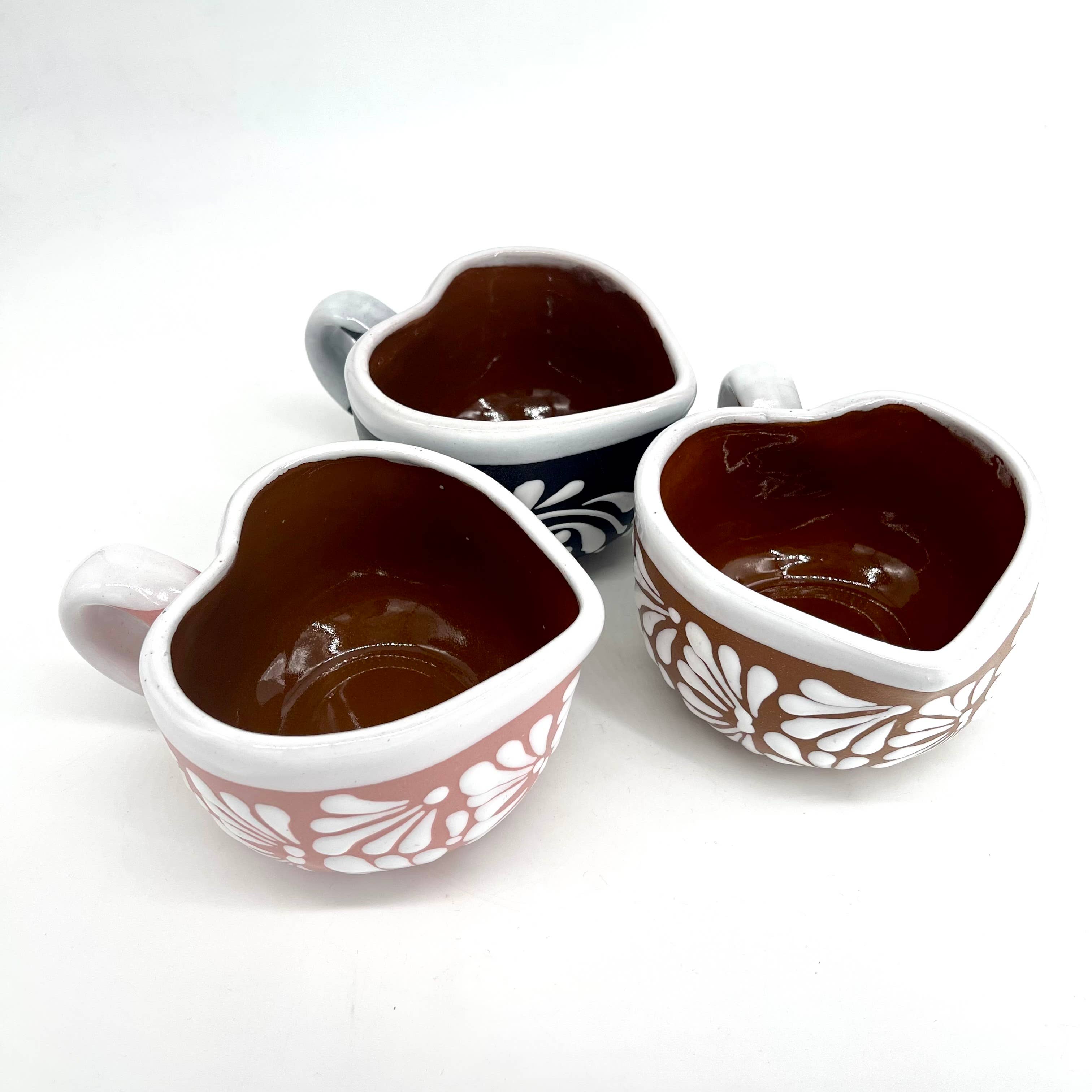 Fiesta McAllen LLC – Caneca por atacado – Chávena de Café em Cerâmica em Forma de Coração em Rosa, Castanho e Preto4