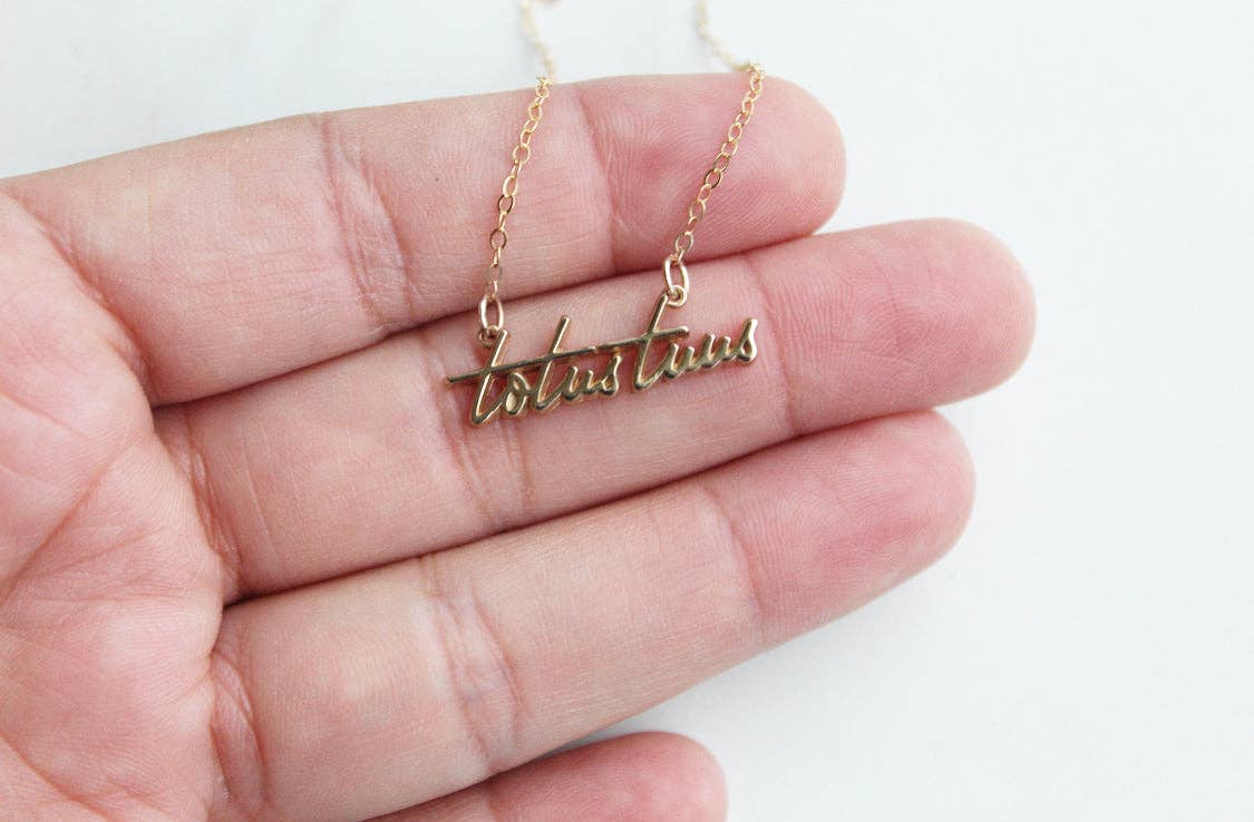 Naomi's Happy Place Shop - Wholesale Halskettinghanger - Totus Tuus9