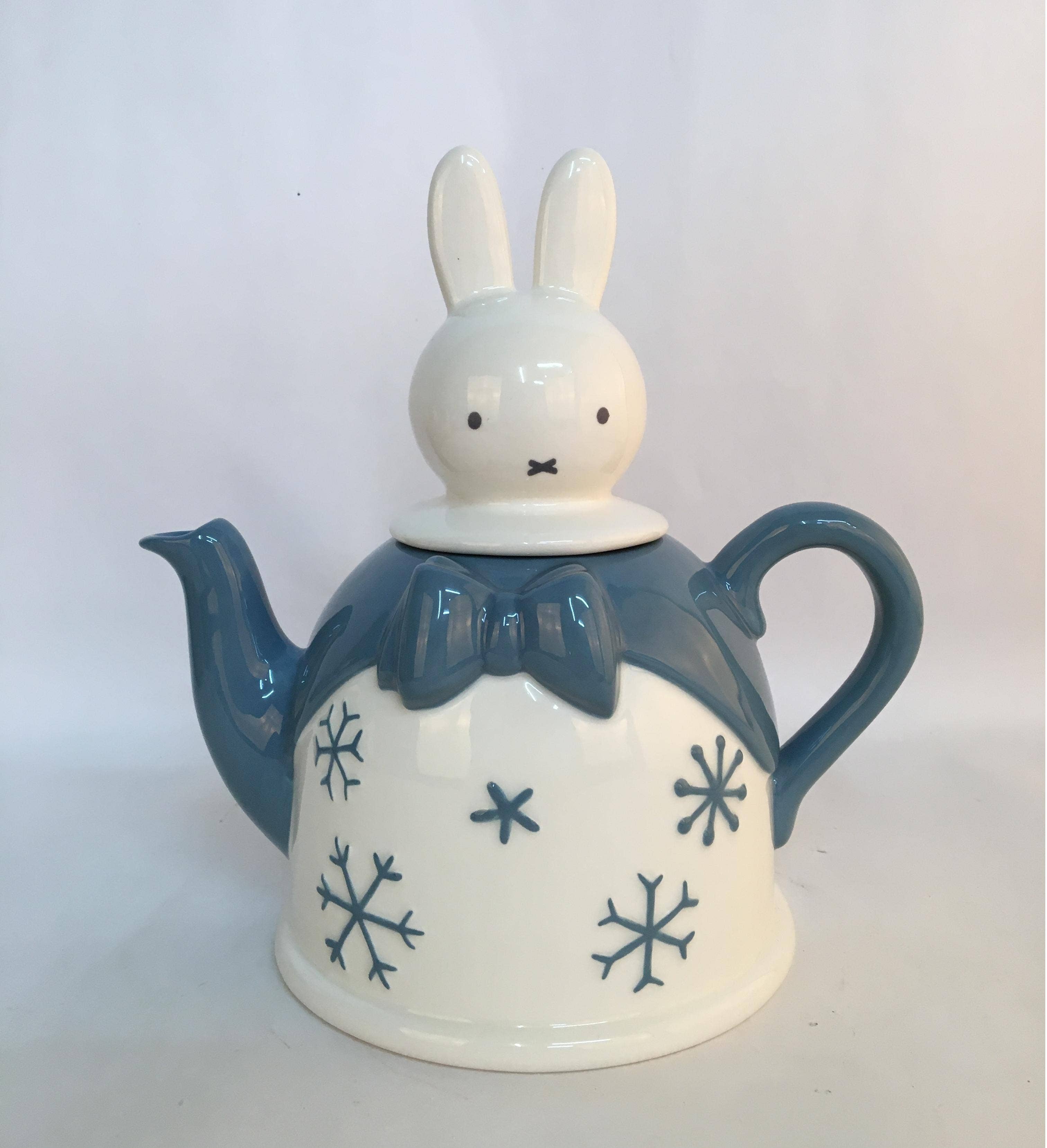 Blue Sky Clayworks - Wholesale Tea Pot - Miffy Winter Teapot