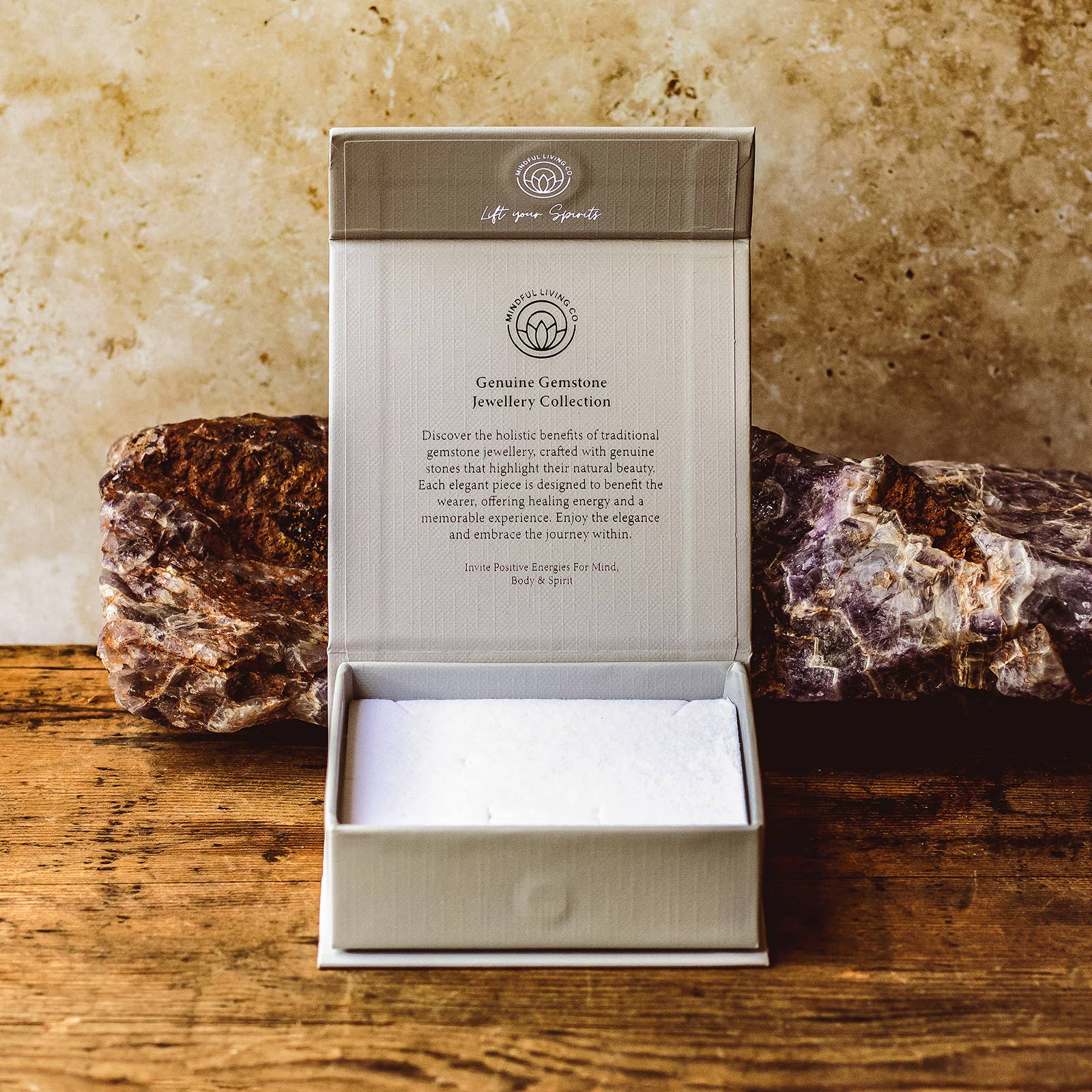 Mindful Living Co. – wholesale Jewellery box/organiser – Mindful Living Luxury Jewellery Box - Empty1