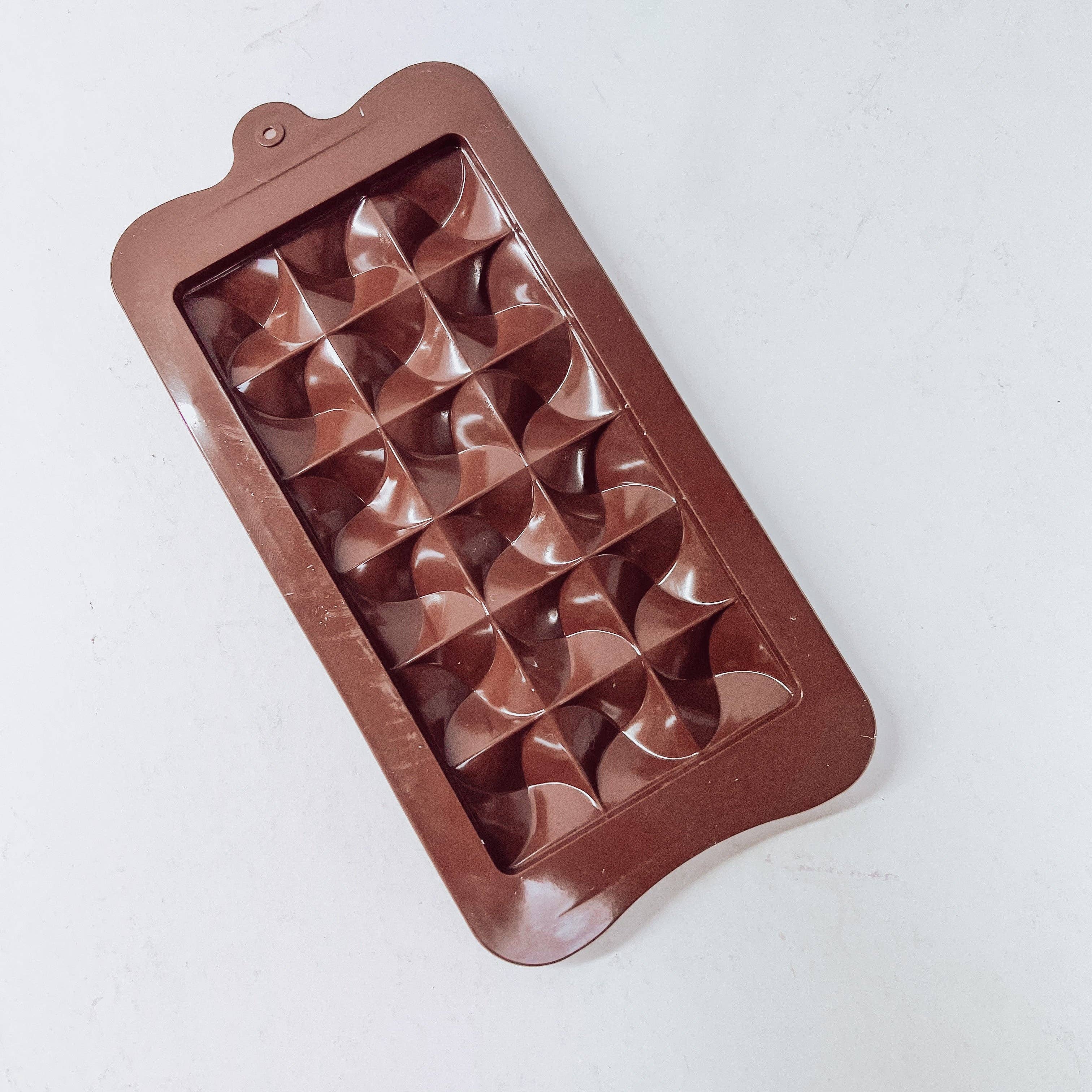 TLLC Supplies – wholesale Craft supplies – Twisted Wave Bar Silicone Mould1