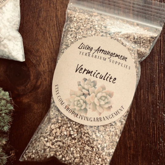 Living Arrangement - Wholesale Planting/Potting Soil - Vermiculite0